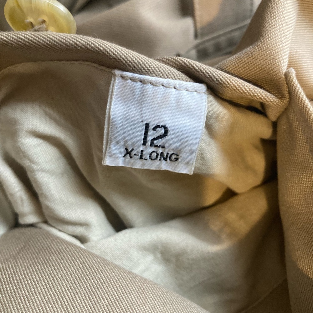 Burberry Vintage Kensington Trench Coat - Picture 8 of 16